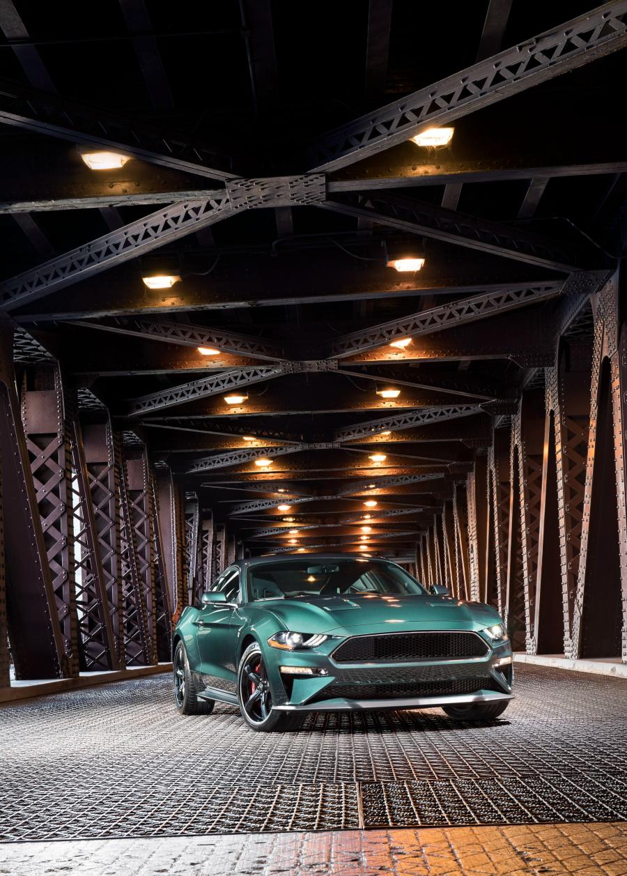  Ford Mustang Bullitt 2018 года  (NA) (фото 1 из 40)